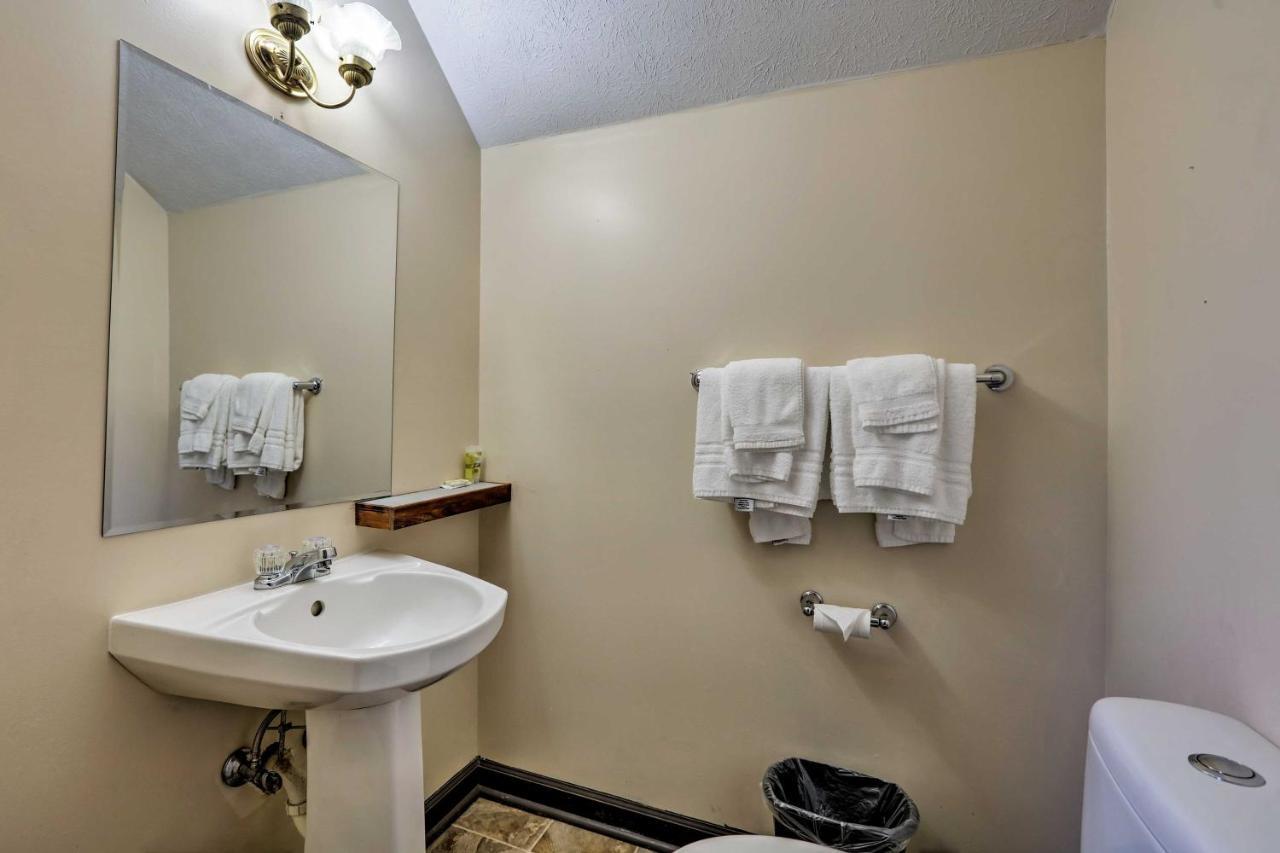 Burkesville Apt With Deck, Views And Pool Access! Exteriér fotografie